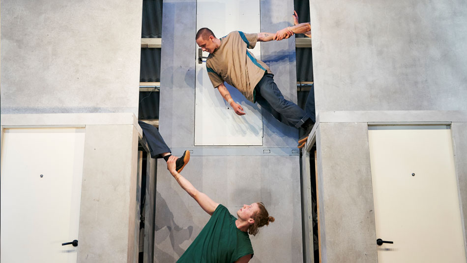 CIE CIRCUMSTANCES (BEL)